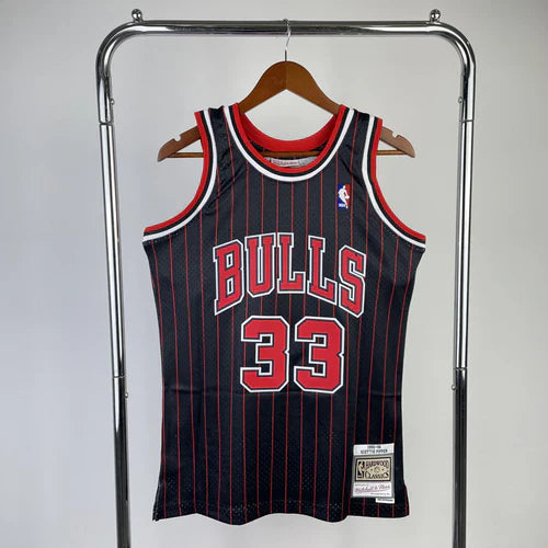 CHICAGO BULLS III 95/96 (RETRO)