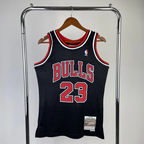 CHICAGO BULLS III 97/98 (RETRO)